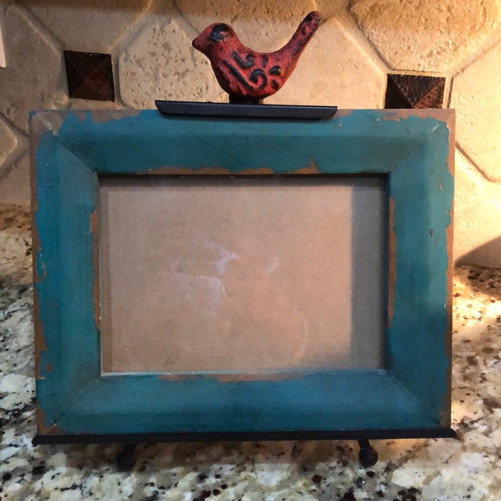 4” X 6” Turquoise Frame and Stand